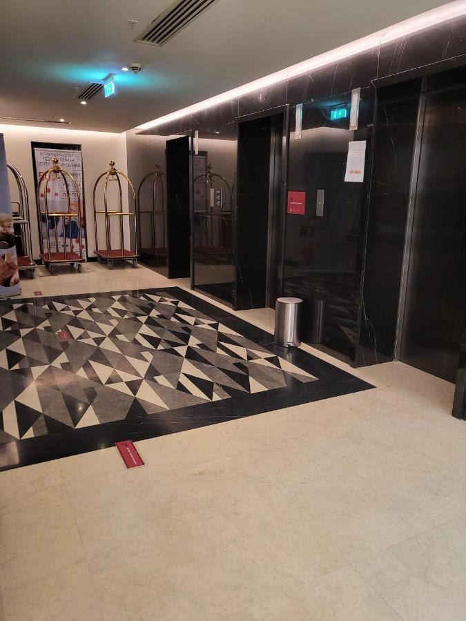 Apartment 16,26,27 Floors In Alliance Palace Batum Dış mekan fotoğraf
