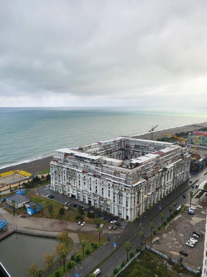 Apartment 16,26,27 Floors In Alliance Palace Batum Dış mekan fotoğraf